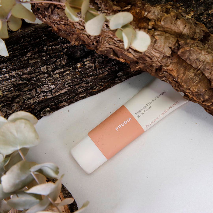 Dazzling Hand Cream - Re Proust Essential Blending - Frudia - 2