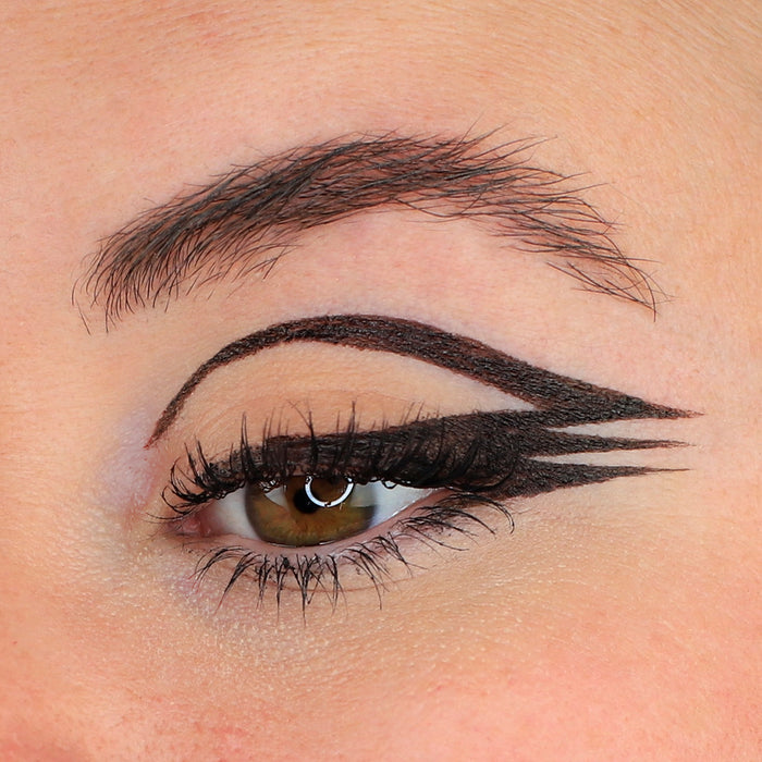 Viva la Diva Playlist Xtreme Brush Eyeliner - Viva la Diva : Singing in the Car - 2